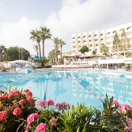 The Golden Coast Beach Hotel-3